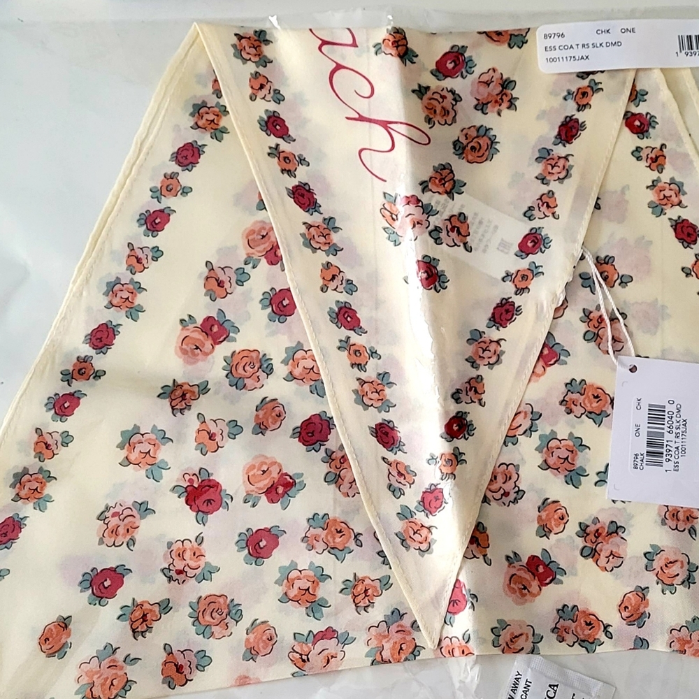 Gucci and COACH Scarves - Picture 6 of 10